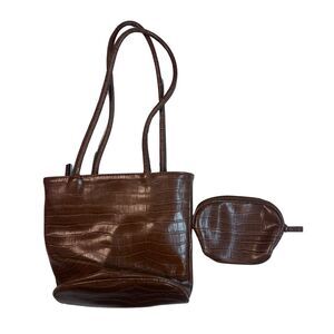 Bueno Purse Womens Shoulder Bag Brown Faux Leather Coin Pouch Bucket Style